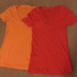 Jcrew size small v neck basic tee
